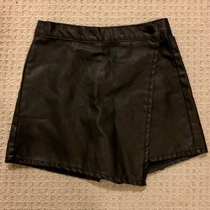 Black faux leather skort